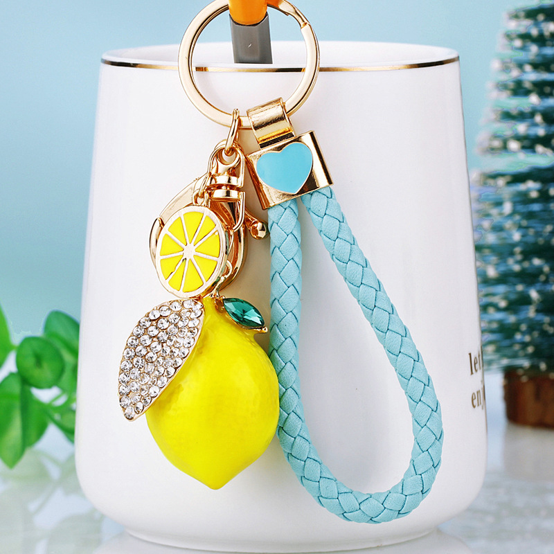 Crystal lemon fruit keychain women’s bag pendant metal keychain ring small gift