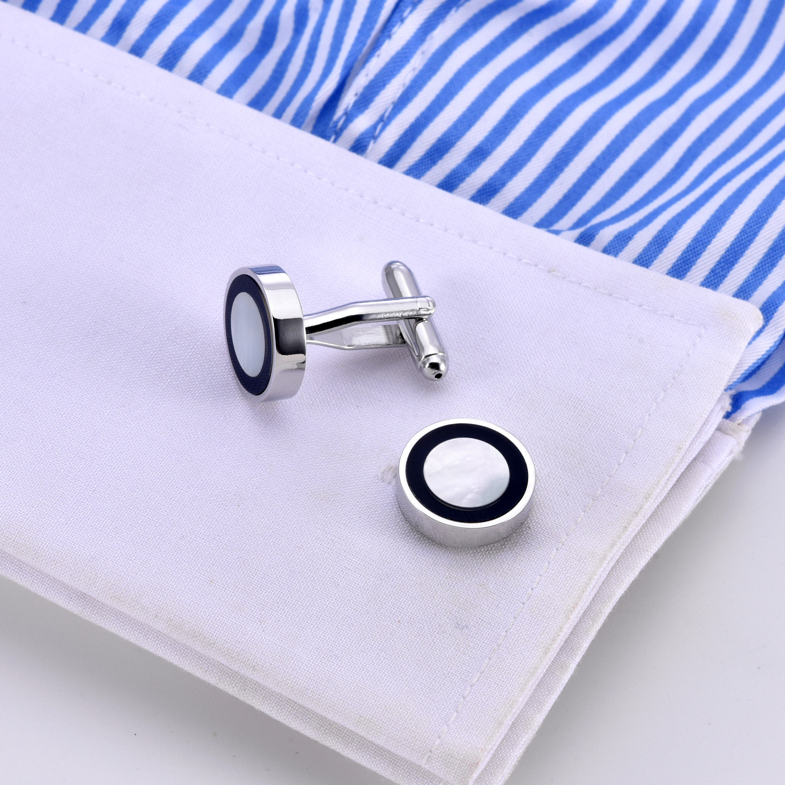 Men’s simple round French cufflinks high-grade pearl shell splicing two-color cuff button sleeve nails navy blue sleeve nails