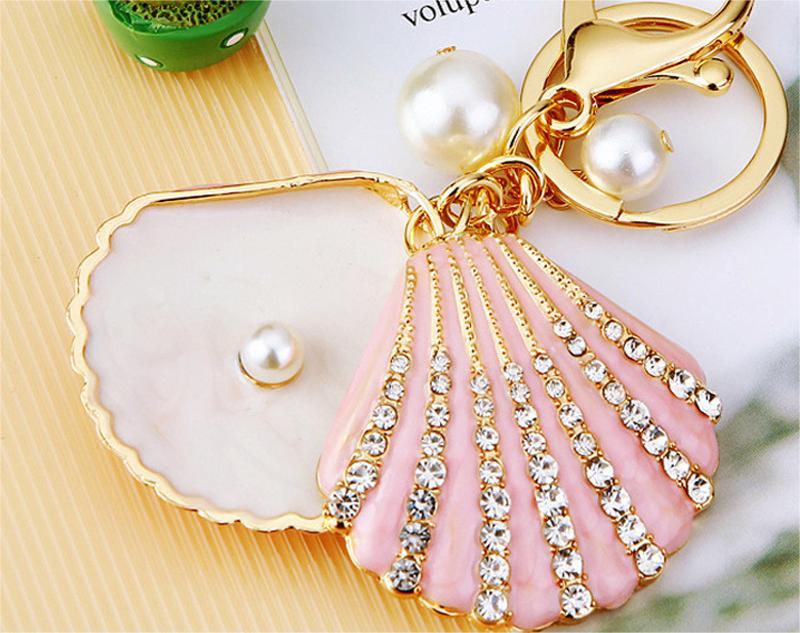  Crystal shell keychain women’s bag pendant metal keychain ring small gift
