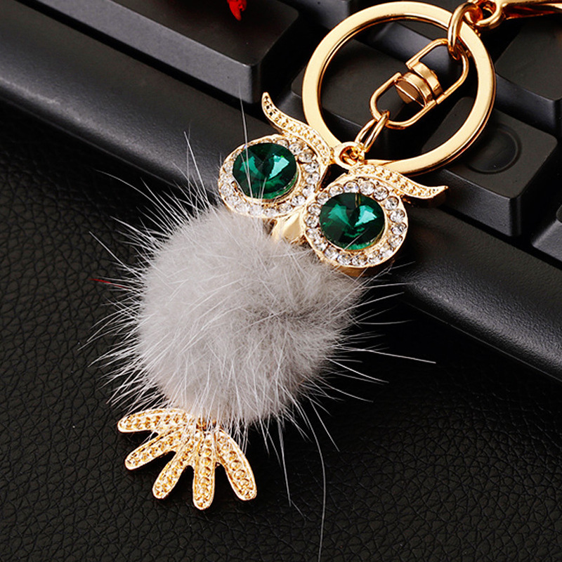 Crystal owl keychain women’s bag pendant metal keychain ring small gift